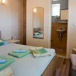 Apartment Mehic *